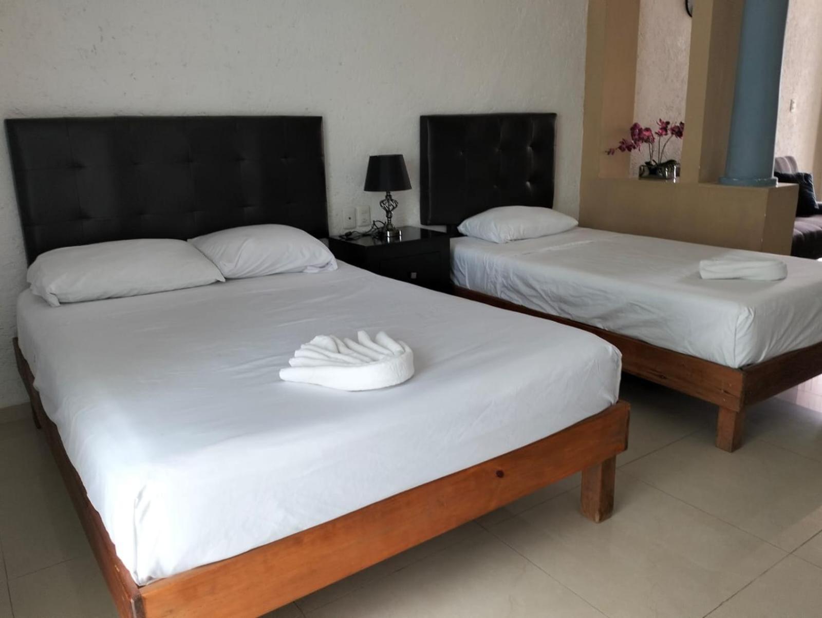 Hotel Dos Mundos, Isla 코수멜 외부 사진