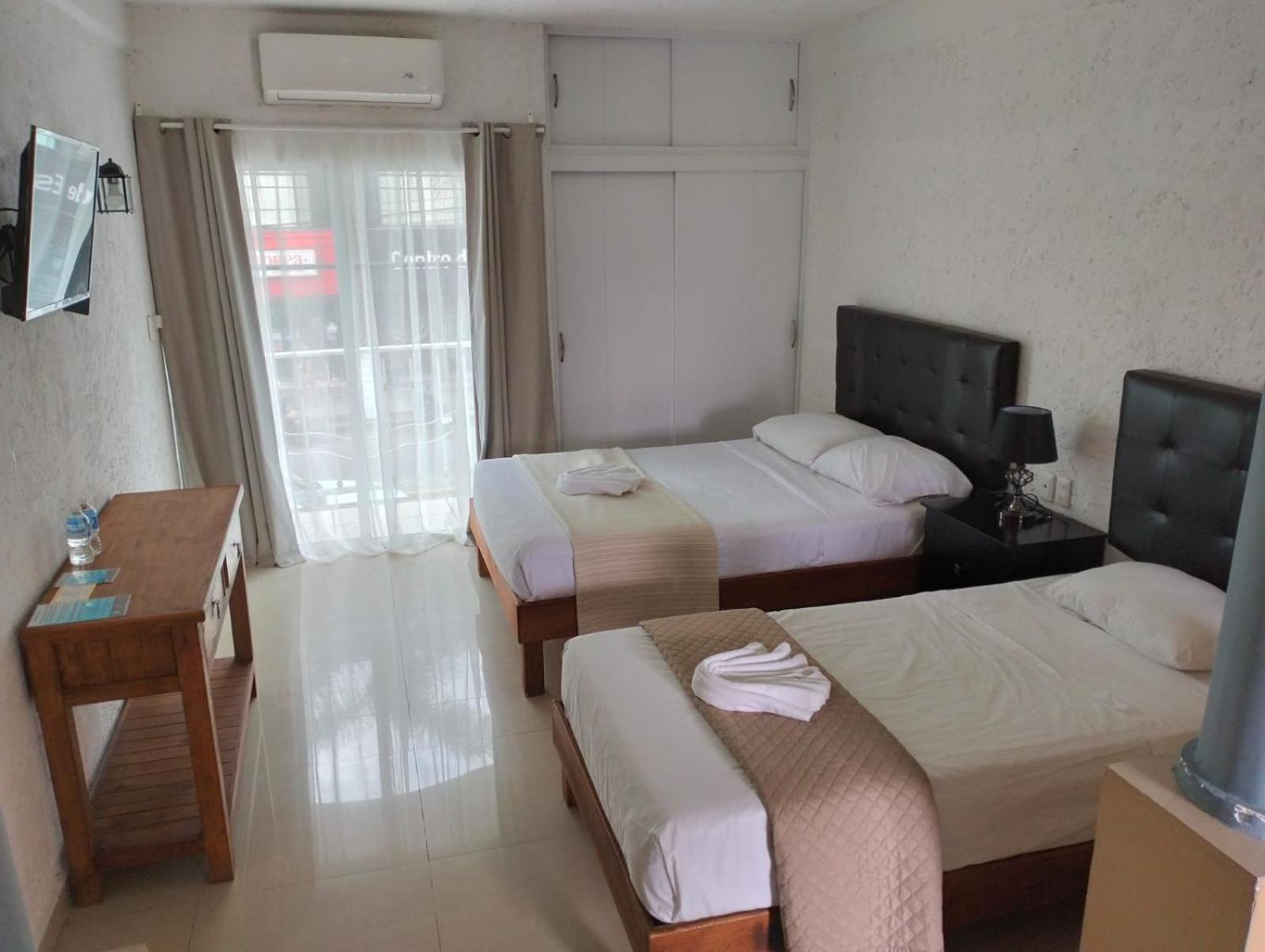 Hotel Dos Mundos, Isla 코수멜 외부 사진