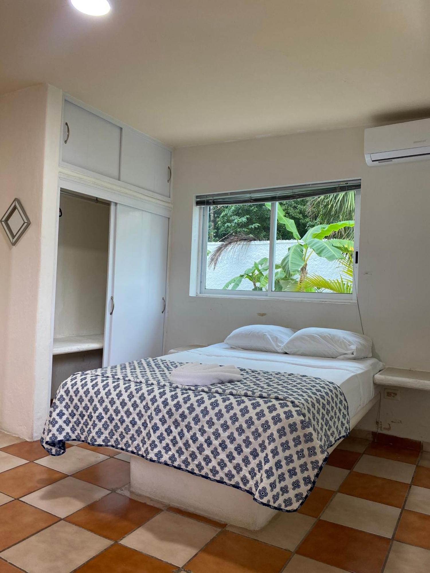 Hotel Dos Mundos, Isla 코수멜 외부 사진